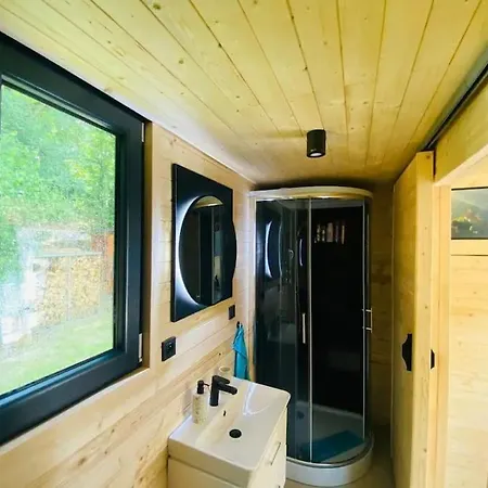 Glamping Paradise With Wellness Dolni Brezany