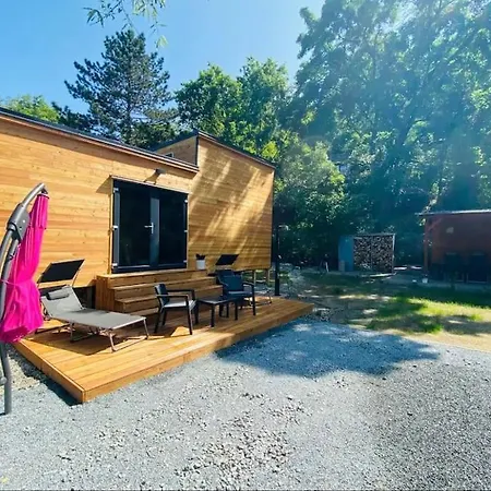 Holiday home Glamping Paradise With Wellness *