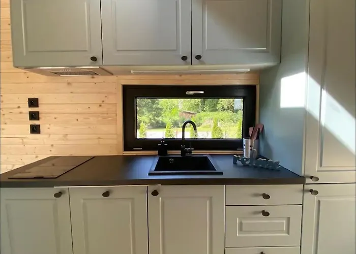 Glamping Paradise With Wellness